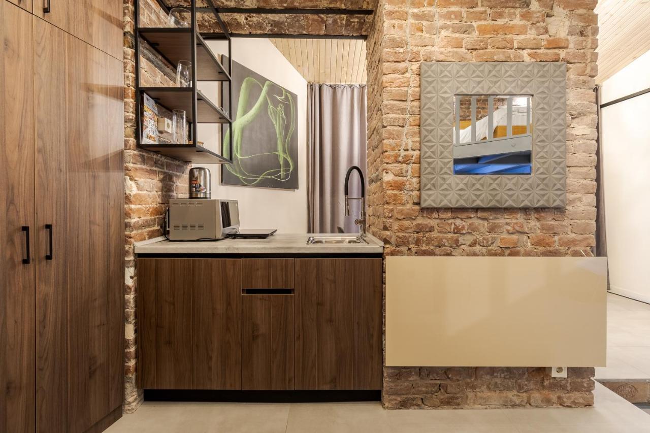 Lesi Apartment With Terrace إلفيف المظهر الخارجي الصورة