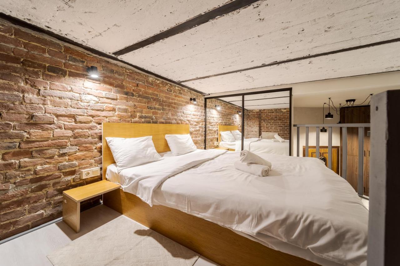 Lesi Apartment With Terrace إلفيف المظهر الخارجي الصورة
